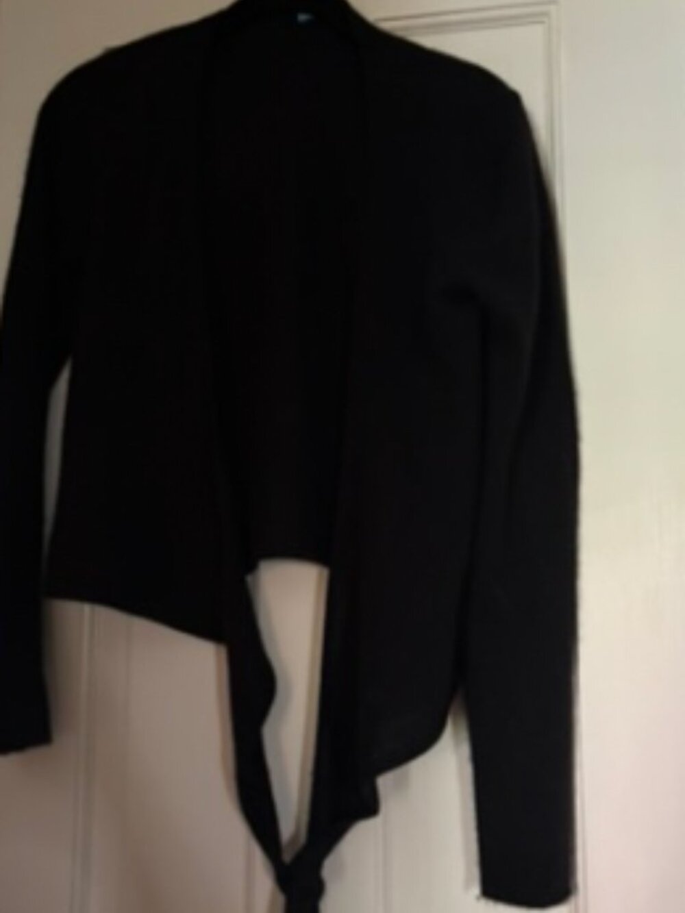 J McLaughlin black cashmere sweater